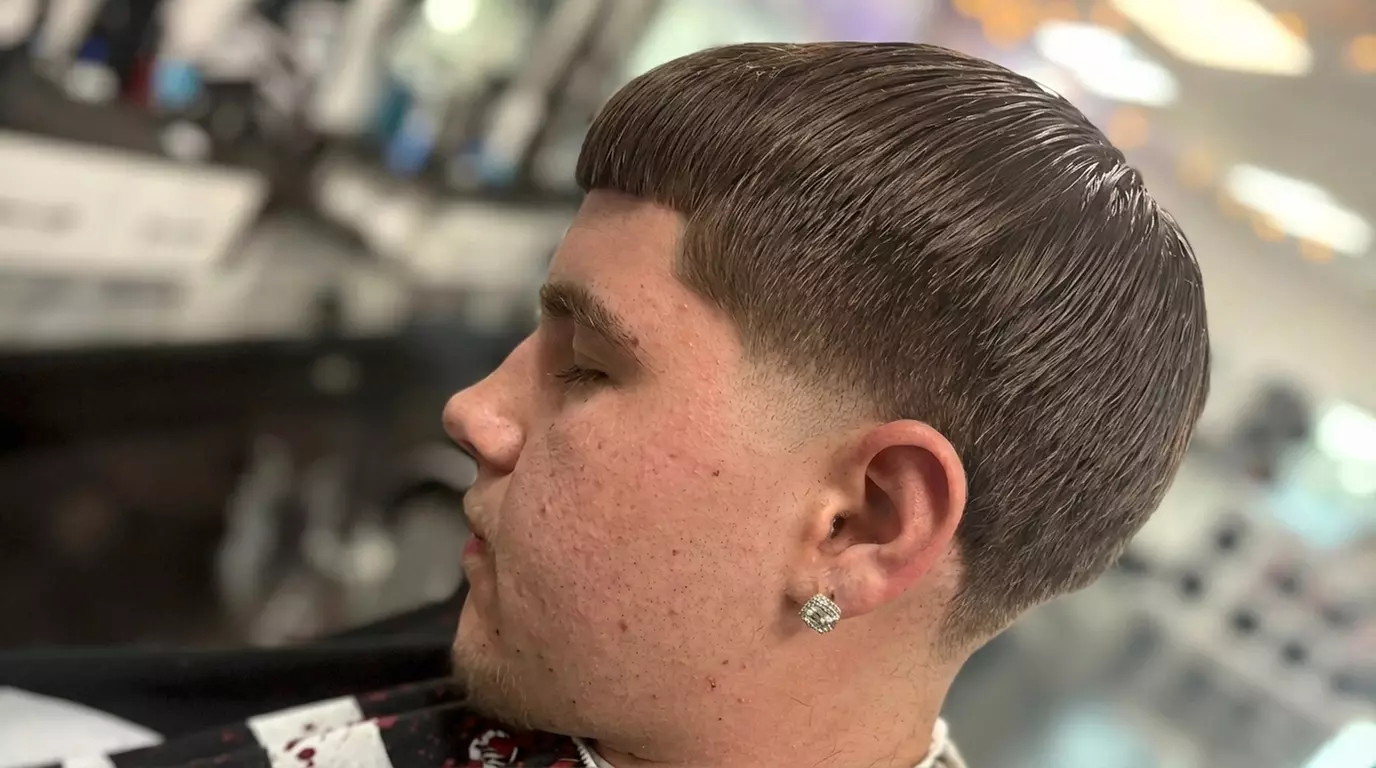 Transform Your Hair with Men's Haircut, Style, or Deep Conditioning Treatmentat Rio The Barber - Up to 31% Off - Second Medium