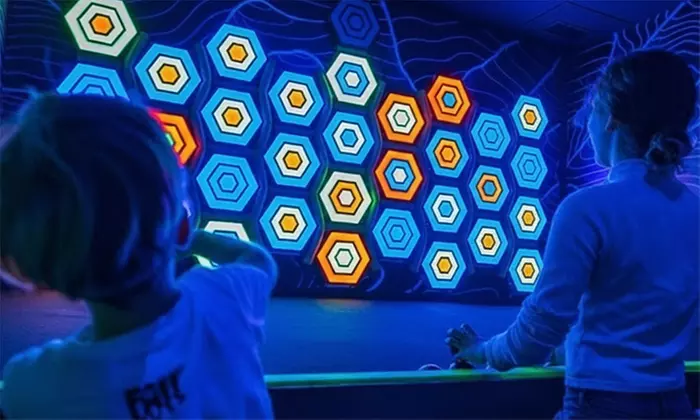 Entrada optima o premium en Cosmozone