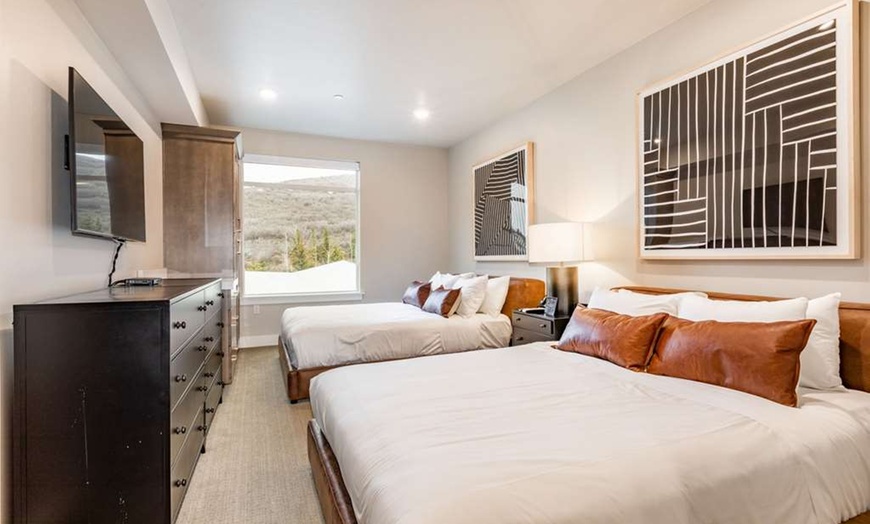 Image 17: Member Pricing: 4* Mountain Resort in Park City with Sweeping Views 
