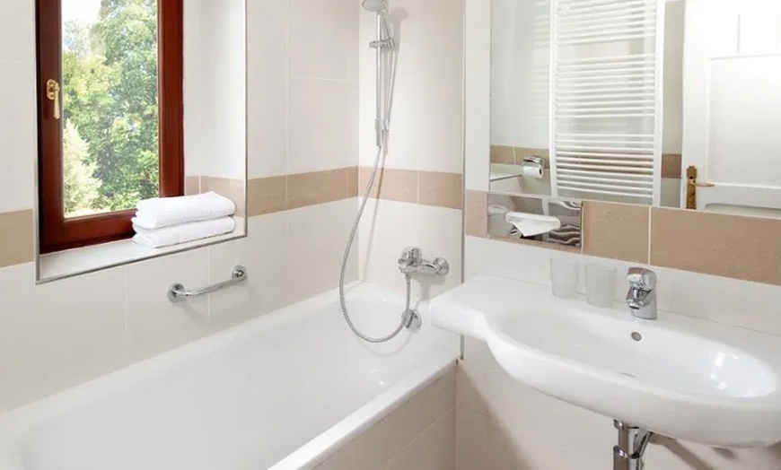 Image 7: Böhmen: 1-4 Nächte für Zwei mit Frühstück & Late Check-Out