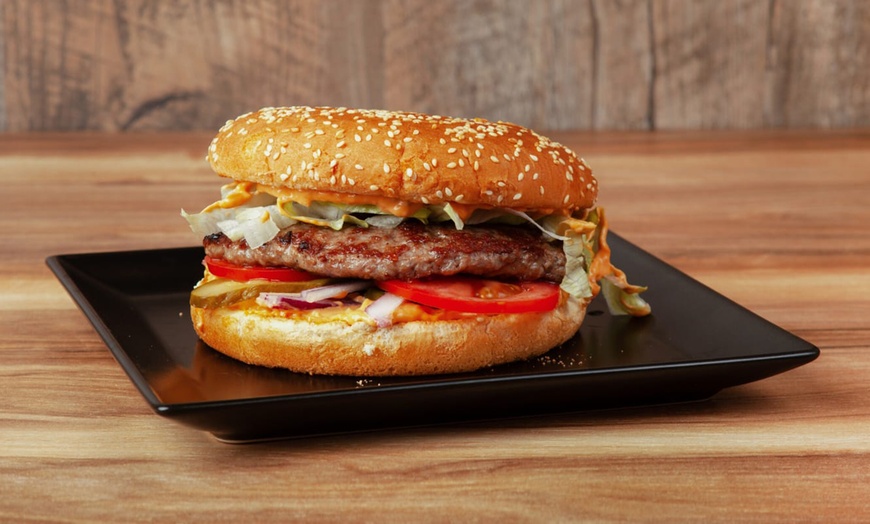 Image 4: Burger-Menü mit Beilage nach Wahl inkl. Getränk für 1 - 4 Personen