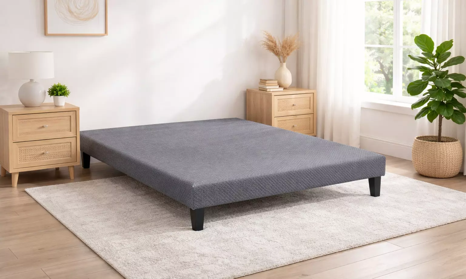 Sommier tapissier en tissu gris, lattes extra larges, aération du matelas, robustesse et confort. Bellecour - Primary Image