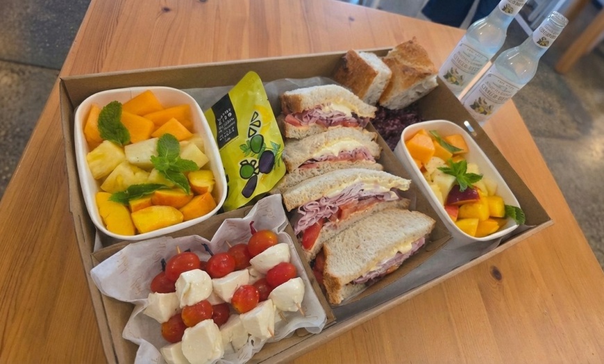 Image 5: Coastal Premium E-bike Picnics Package or Luxe Beach Picnics Package