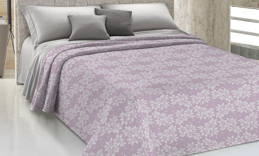 Image 9: Copriletto tessuto piquet primavera estate 100% cotone