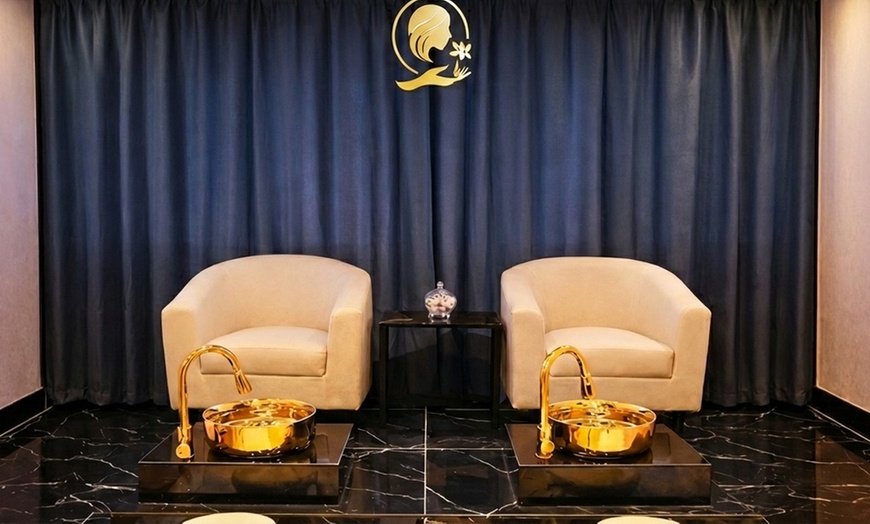 Image 2: Ramadan Self-Care Premium Beauty Packages