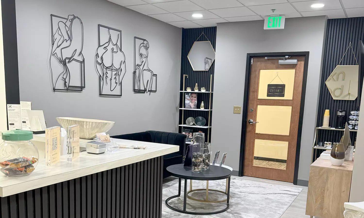 1, 3 or 5 Sessions of 90-Minute Gold Luxury Facials