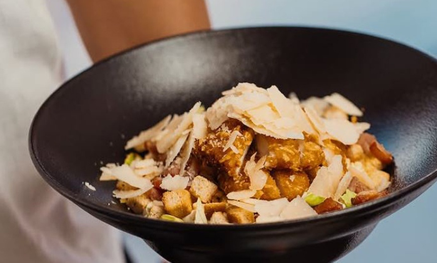 Image 12: Menú cena Mediterráneo para 2 o 4 personas