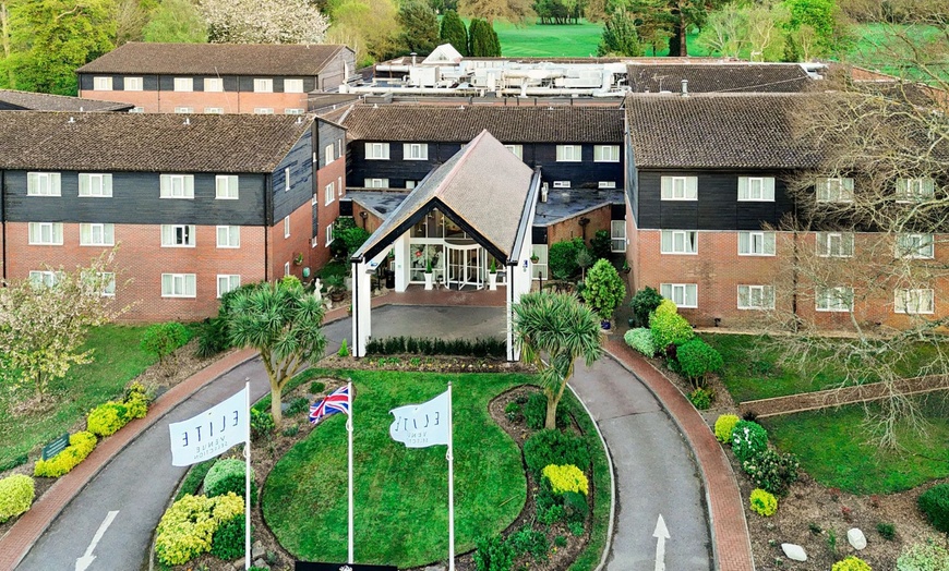 Image 25: 4* Hampshire: Standard Double or Twin Room Stay with Breakfast & More