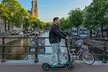 Snel, makkelijk en soepel: 1 of 3 uur of een hele dag Amsterdam per elektrische step, met korting tot 42% - Image 2