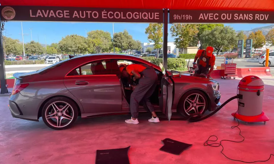 Lavage auto à Auto Clean FM Chateauneuf les Martigues