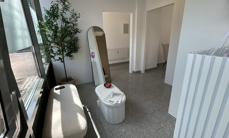 Image 6: 45, 60 oder 90 Min. kosmetisches Zahn-Bleaching für 1 Person