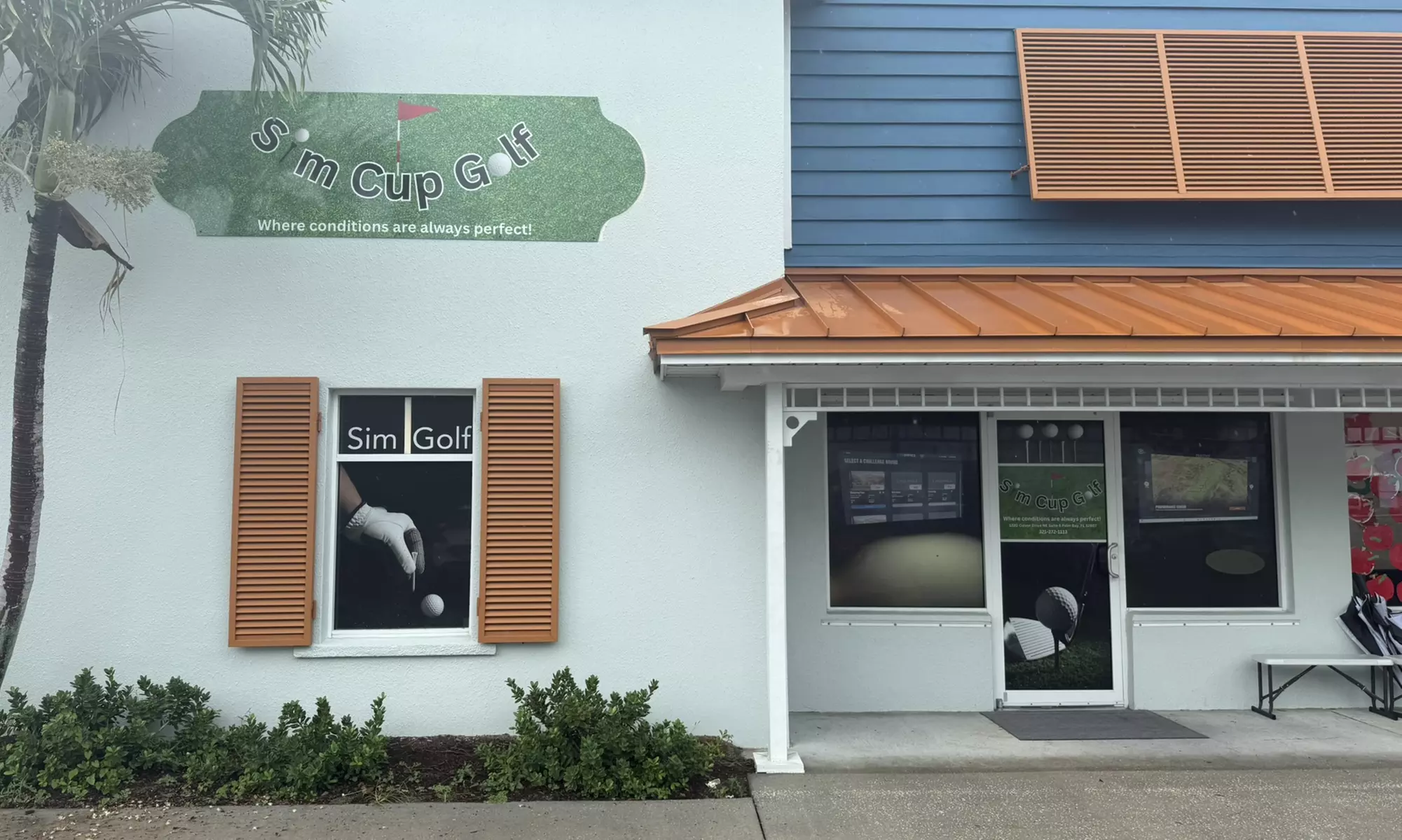 Golf with Friends: One-Hour Bay Rental Up to Four People