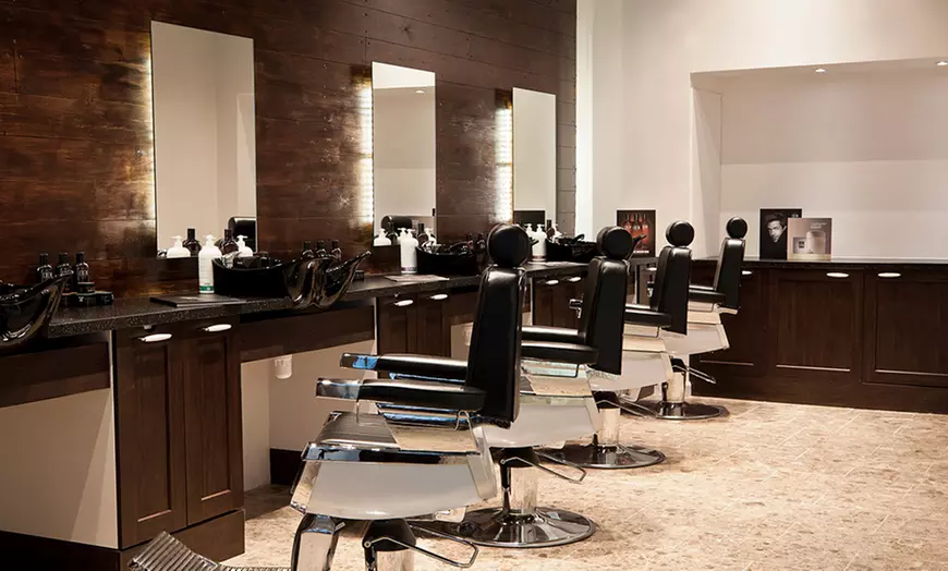 Image 2: Gents' Cut and Finish