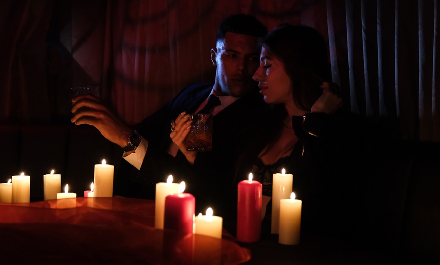 Image 7: Fun Dining: Brunch or Evening Show at Sinners– for Up to 4