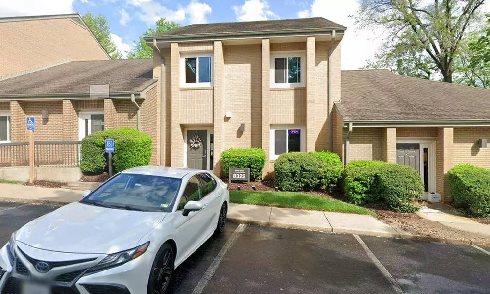 Get Classic/Signature Head Spa /Hydra Essential Facial+LED Therapy or More @O2 Sage Facial and Spa(Up to37% Off) - Second Medium