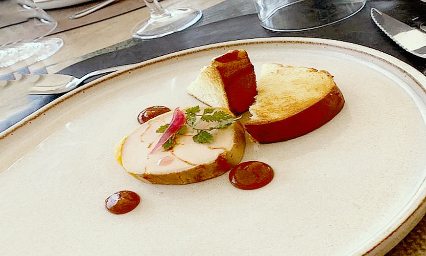 Image 4: Un dîner à deux qui donne des ailes près de Bordeaux