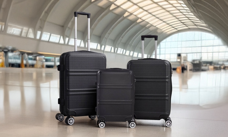 Image 4: 3 Piece ABS Suitcase Set with Combination Lock