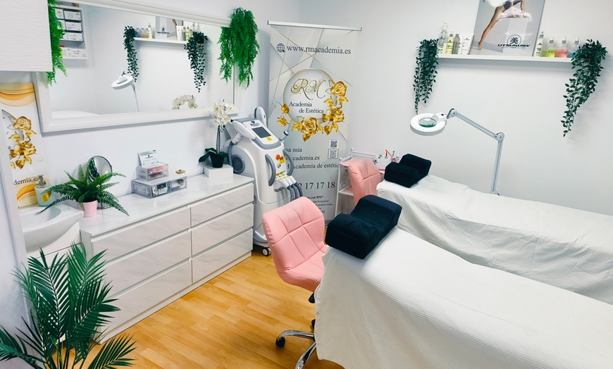 Image 2: Eliminación de tatuajes micropigmentación  en 1 o 2 sesiones 