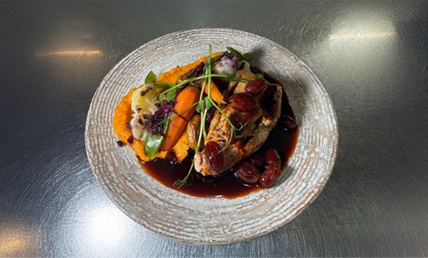 Image 6: Menu bistronomique en 2 ou 3 services à La Terrasse du Lac