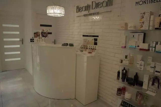 Godzinny masaż relaksacyjny lub klasyczny masłem shea dla 1-2 osób