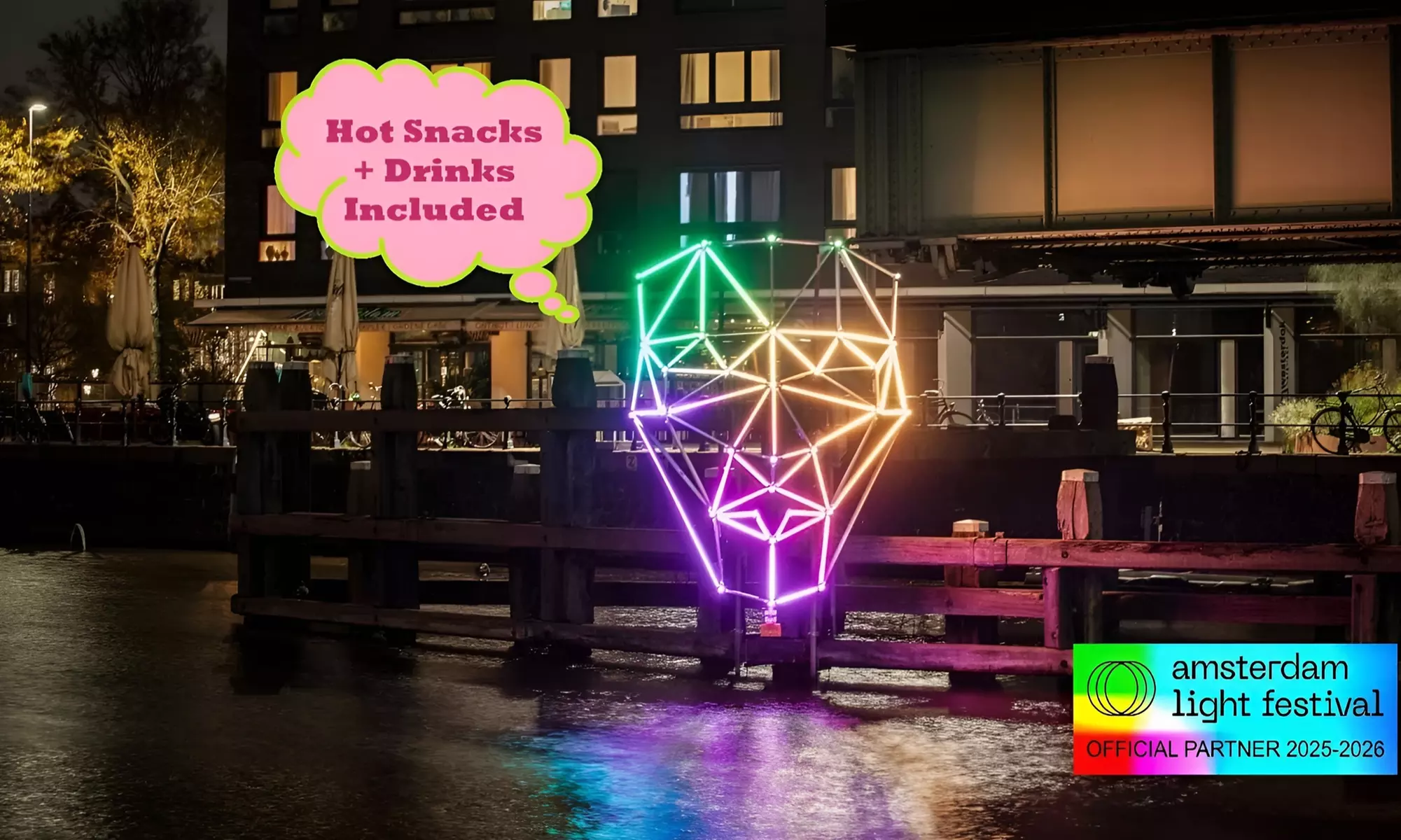 Koop je ticket en boek direct online voor de Amsterdam Light Festival rondvaart incl. drankjes en warme snacks - Primary Image