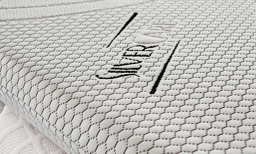 Image 2: Topper de 5 cm con memory foam y funda desenfundable