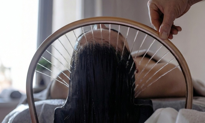 Image 3: Relax & Revive: Luxury Deep Scalp Cleanse with LED, Steam & Massage