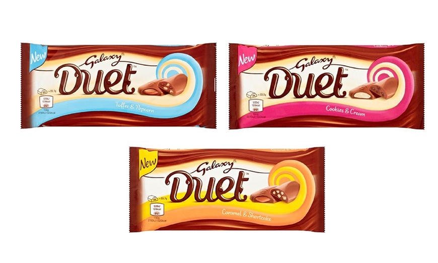 Image 1: 24 Galaxy Duet Chocolate Bars