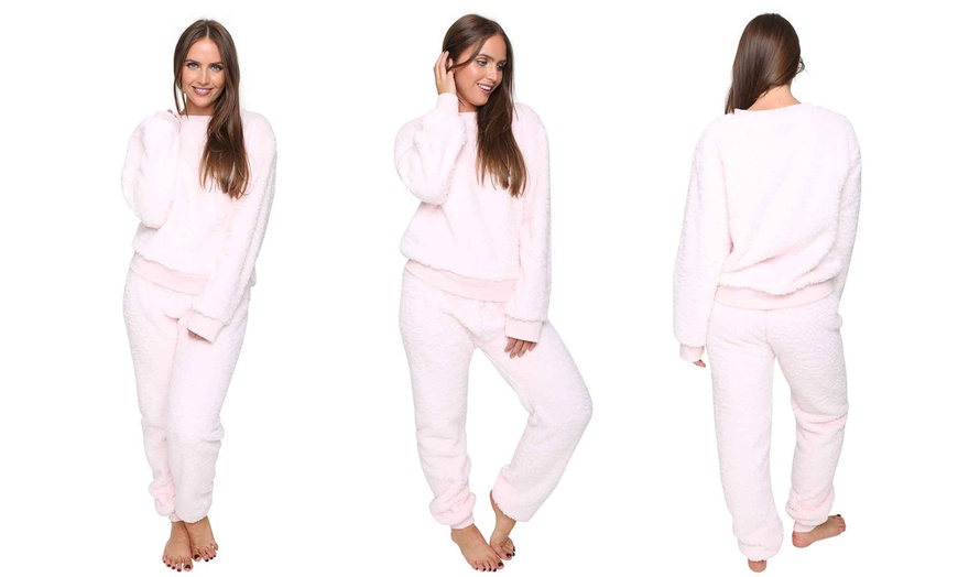 Image 4: Women's Snuggle Fleece Loungewear