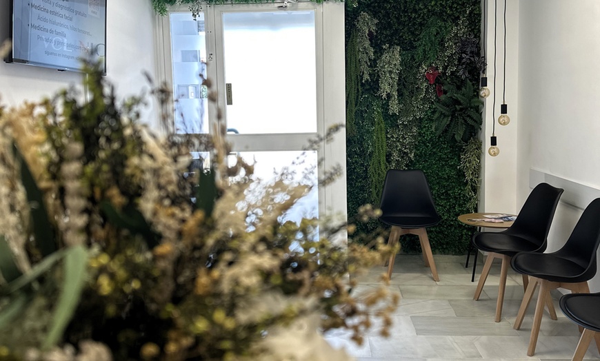 Image 2: Infiltración para aumento de labios o en zona a elegir de 1ml 