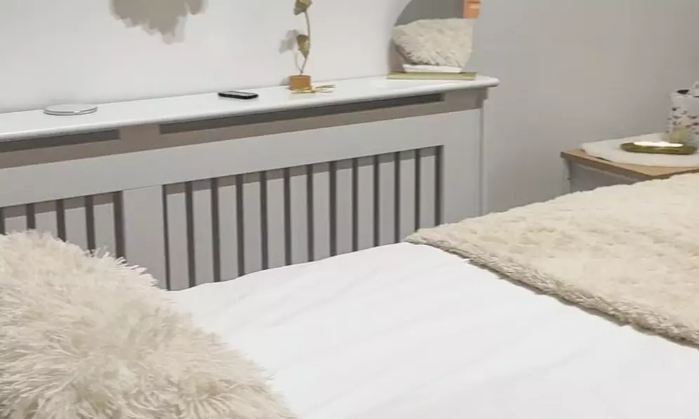 Get a Shellac Manicure or/and Pedicure for a Flawless Look