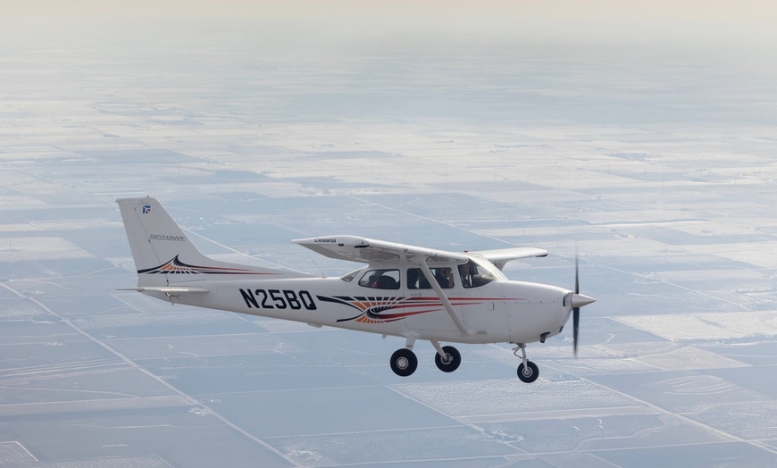 Image 3: Intro Discovery Flight for Aspiring Pilots