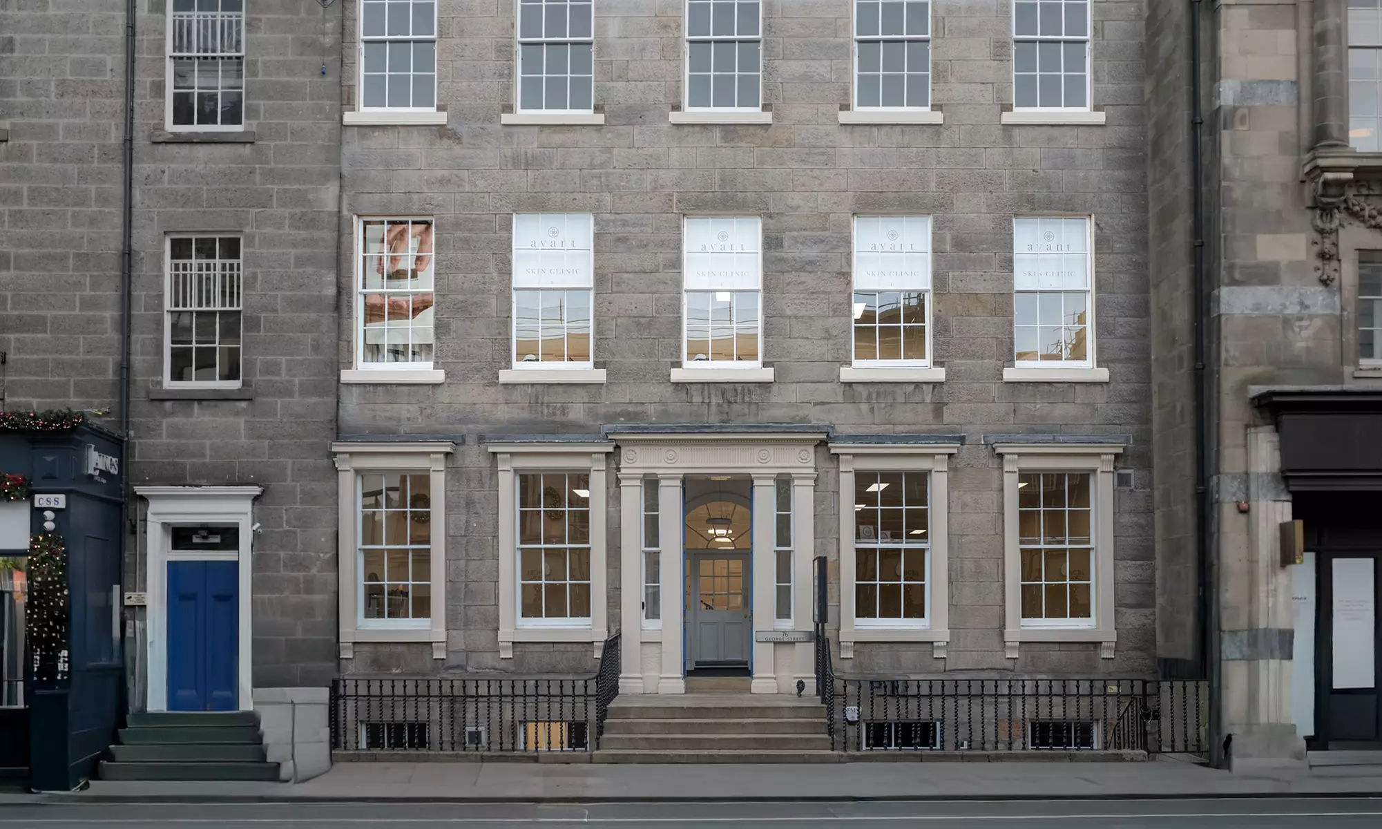 Sensitive Skin Calming Facial at Avant Skincare | 30 or 60-Minute