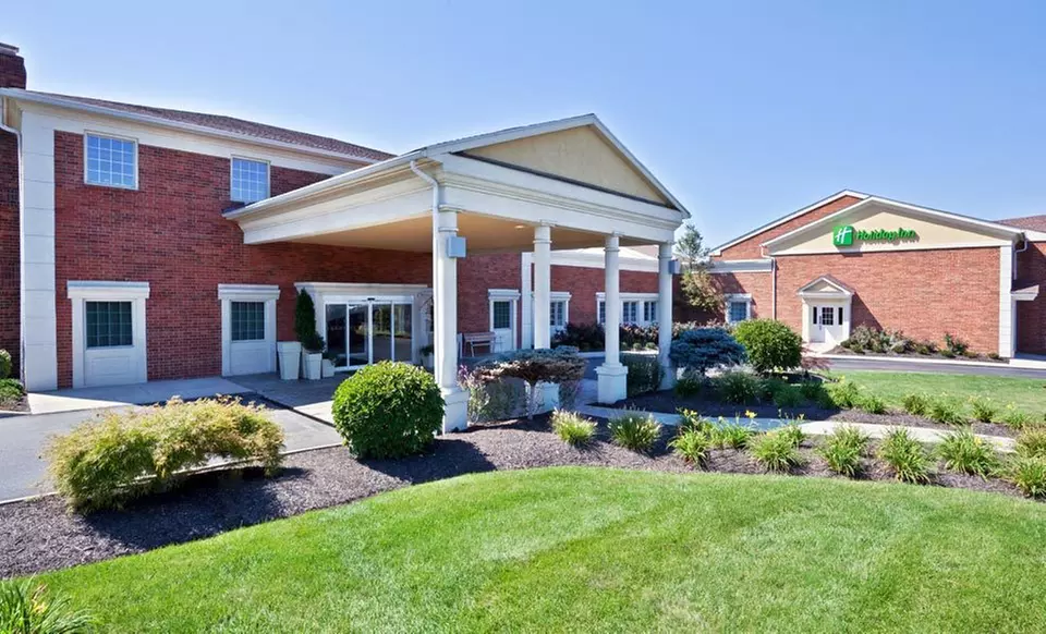 One-Night Stay and $30 Dining Credit at Holiday Inn Columbus Worthington in Columbus, OH - Primary Image