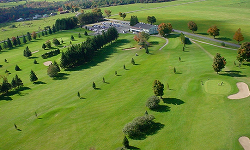 Image 3: Waterloo Golf Club for Two