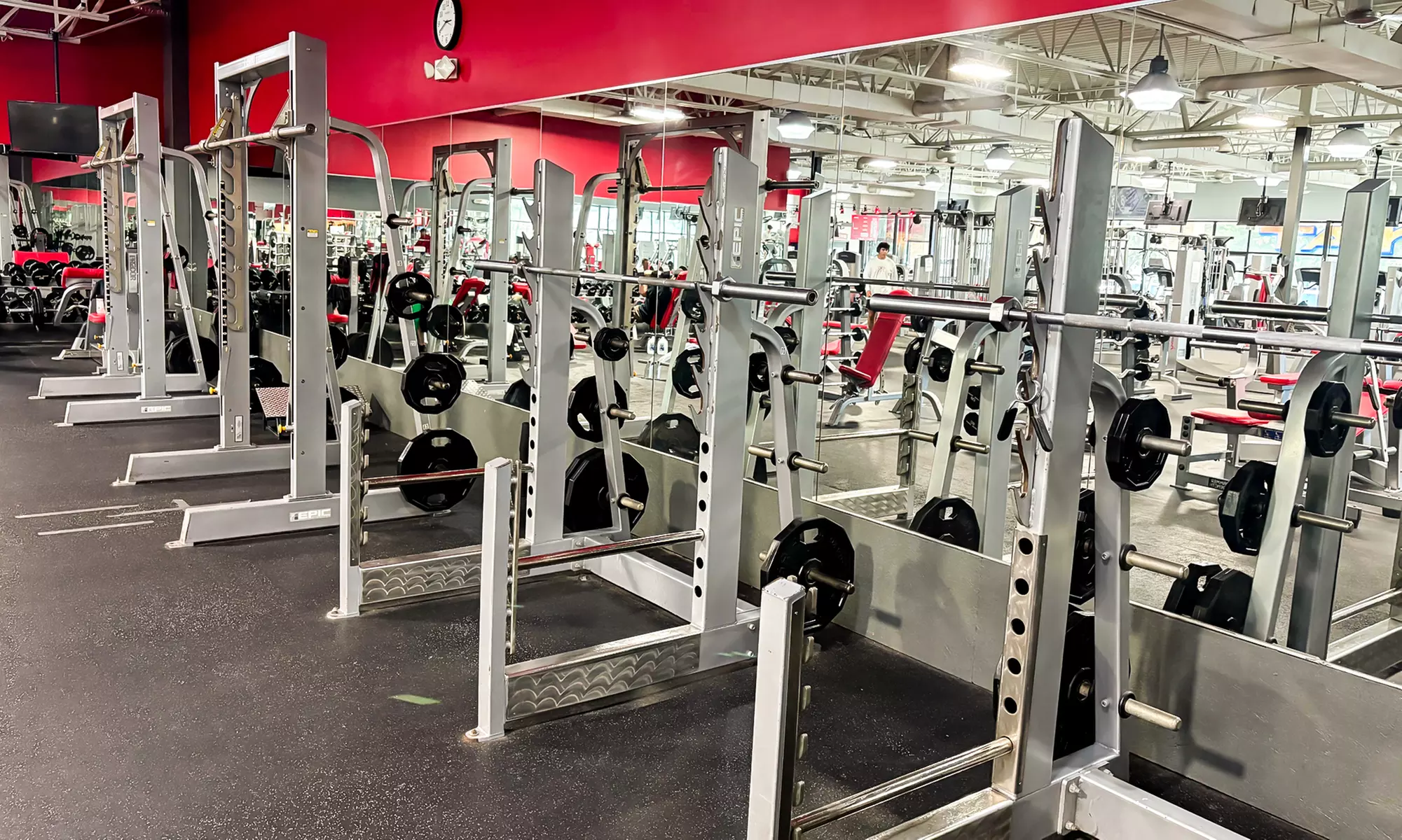 3,6 or 12 Months Gym Membership or 30-60 Min 5 PT Sessions 