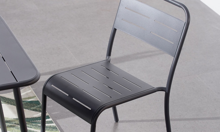 Image 8: Ensemble table et chaises 6 places "Evora" par Kocoon 