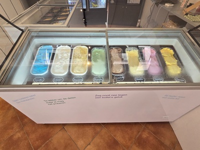 2 bolletjes schepijs - ijs & meer