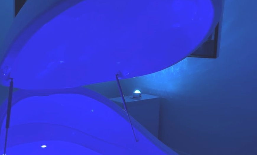 Image 2: 90 Min VIP Float Session w/Head Spa Treatment or Full-Body Massage 