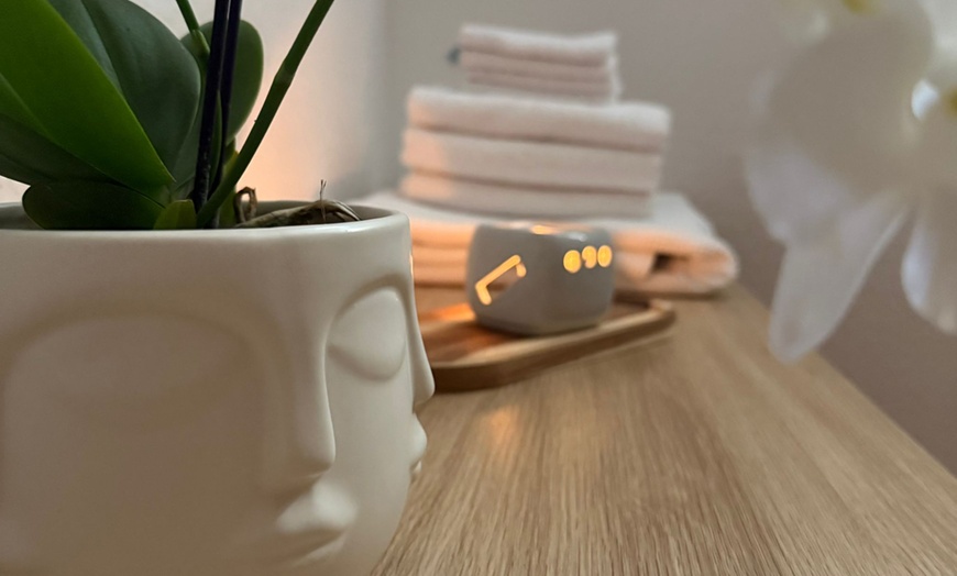 Image 2: 1 Traditionelle Thai-Massagen à 60 Min. mit Aromaöl und Balsam