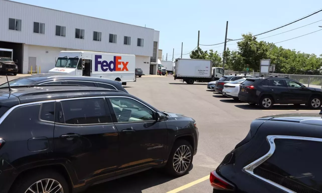 Convenient 3- to 14-Day Valet Parking at JFK Airport
