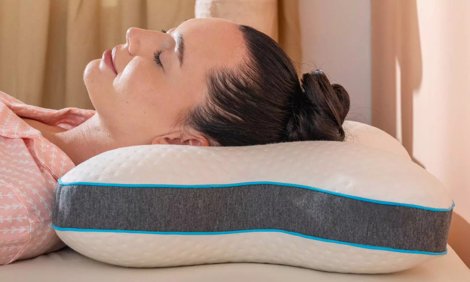 Ergonomisches Memory-Schaum-Kissen in Schmetterlingsform