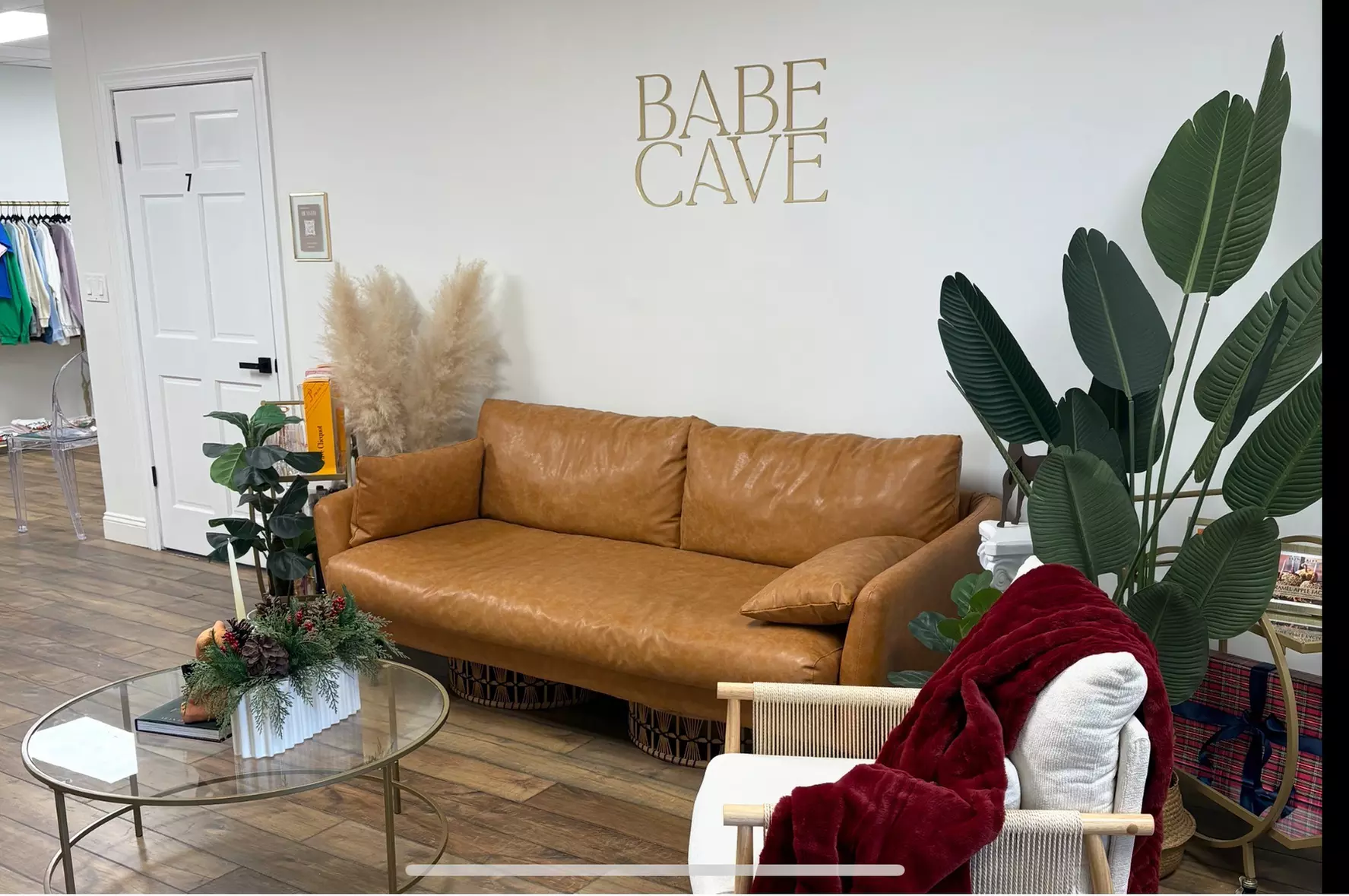 Perfect Eyebrows and Eye Lashes with Lift, Tint and Shape Sessions