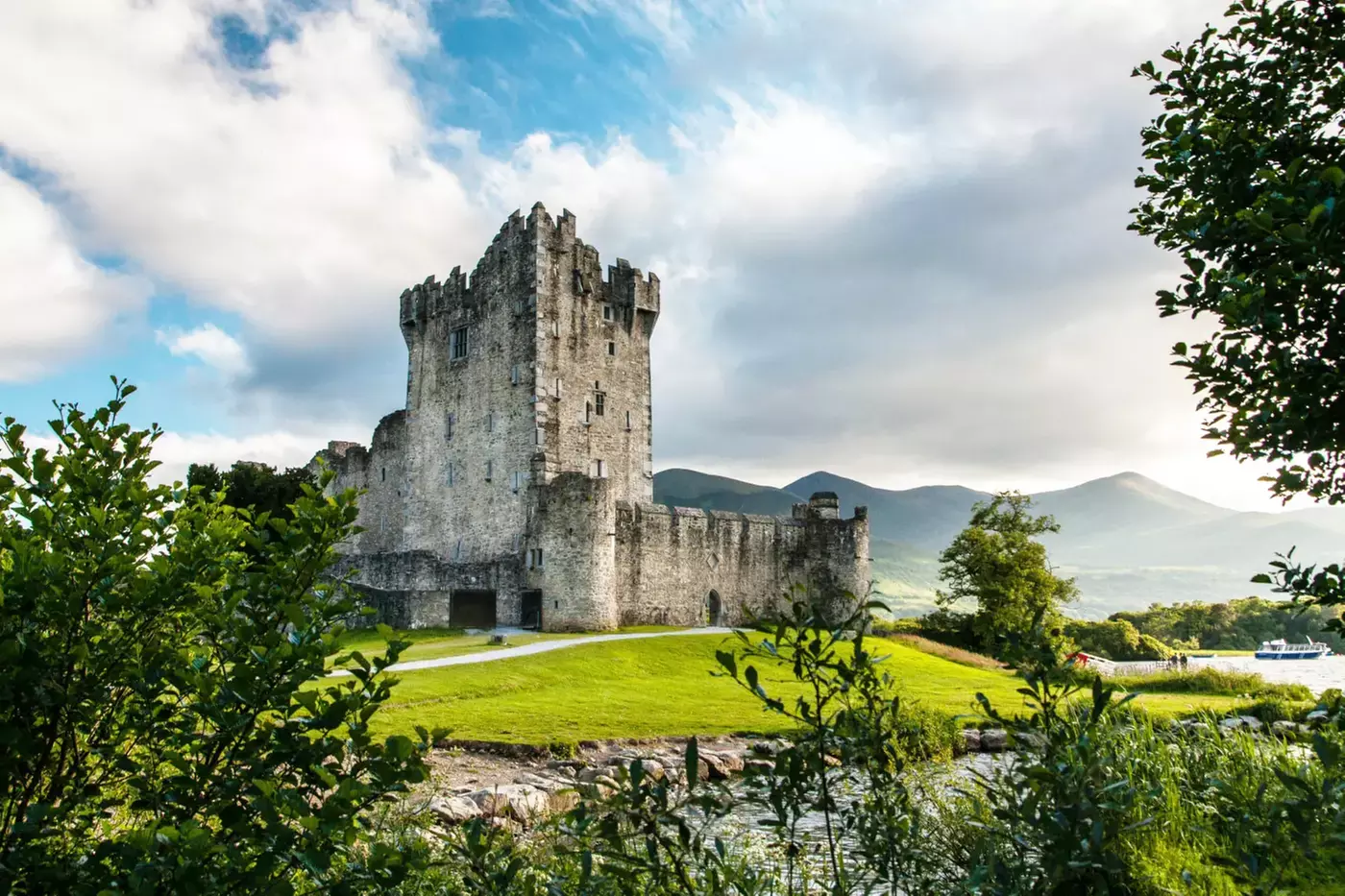 ✈ 8-Day Ireland Vacation with Air from Great Value Vacations