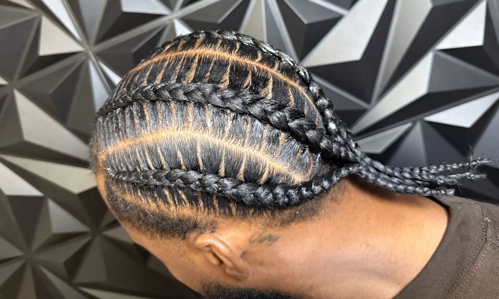 Small, Medium or Large Knotless Braid Session or Men's Braids