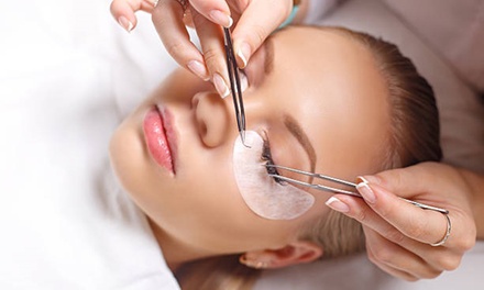 One Full Set of Classic Eyelash Extensions - Studio Star Aesthetics