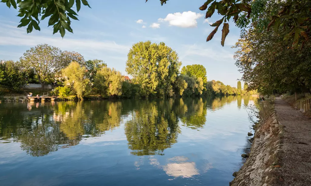 Saint-Maur-des-Fossés: 1-Schlafzimmer-Apartment opt. Frühstück