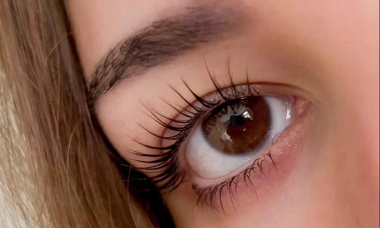 Achieve Beautiful Lashes with a Lash Lift & Tint