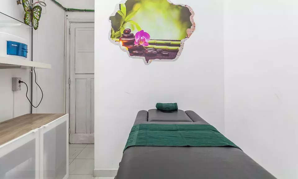 Limpieza facial con opción a extracción, peeling y ultrasonidos para 1