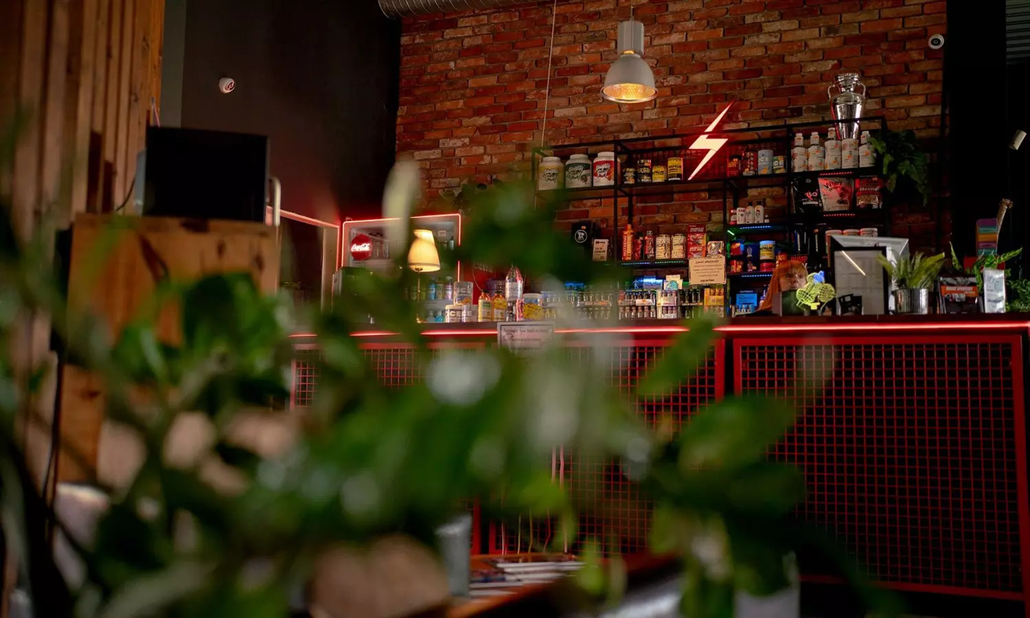 Dołącz do świata fitness z karnetem open: siłownia, cross i więcej